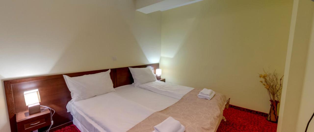 צ'יפליק Balkan Hotel מראה חיצוני תמונה