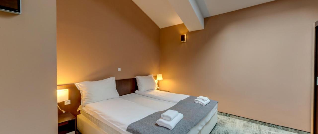 צ'יפליק Balkan Hotel מראה חיצוני תמונה