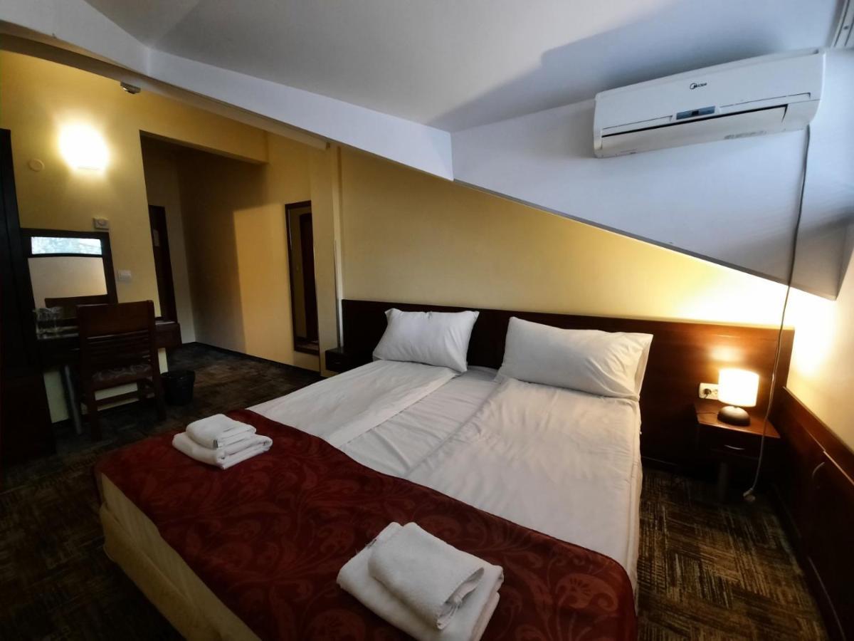 צ'יפליק Balkan Hotel מראה חיצוני תמונה