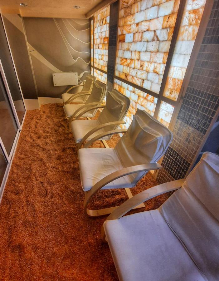 צ'יפליק Balkan Hotel מראה חיצוני תמונה